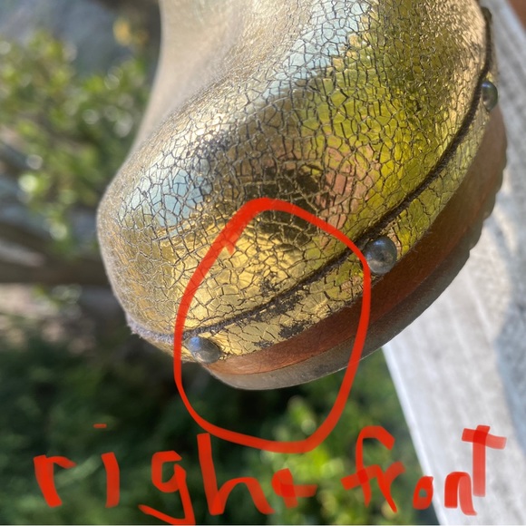 Juicy Couture Golden Clogs - Picture 10 of 12